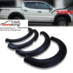 Mitsubishi L200 Çamurluk Dodikleri Abs Plastik Vidalı 2015-